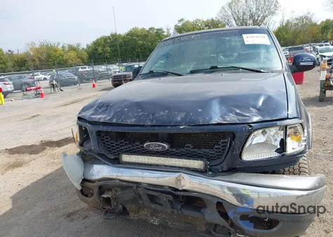 2002 Ford F-150 Lariat/Xlt from USA, damaged, VIN 1FTRW08L82KA54383